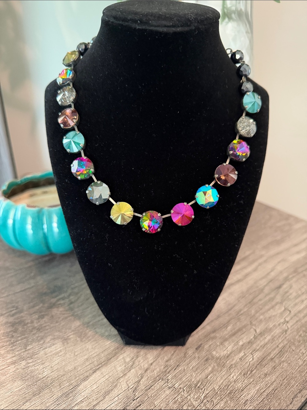 Sabika Vienna necklace
